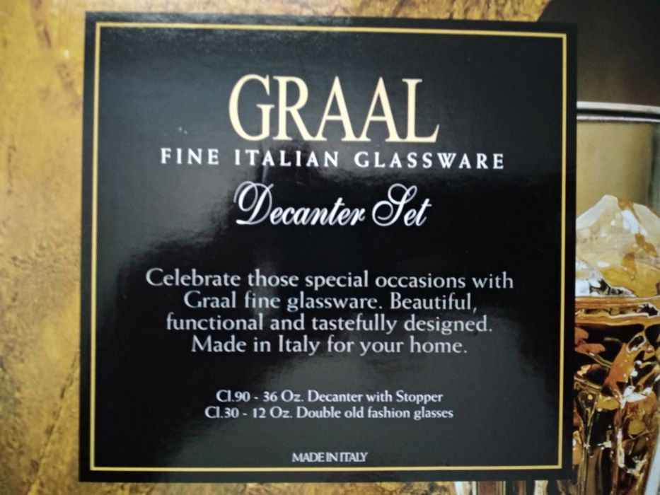 Уникален  подарък за Коледа-италиянски комплект-гарафа и 6 чаши