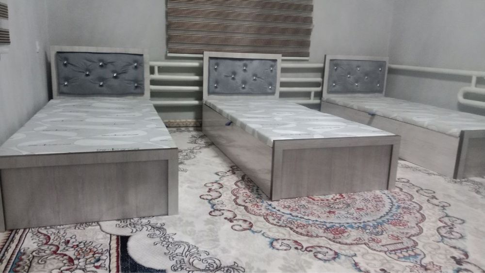 Бир кишилик краватлар аксияда капот механизимли