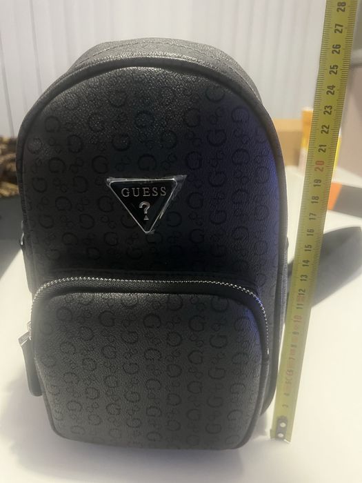 Чанта раница guess оригинална