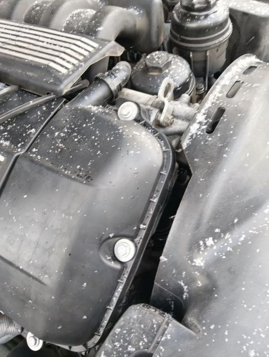 Двигател  БМВ е39 М54 в25.