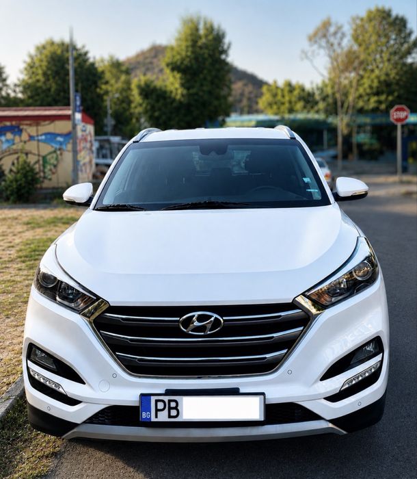 Hyundai Tucson 1.7 CRDi \ Автоматик \ Keyless \ Камера \ Подгрев