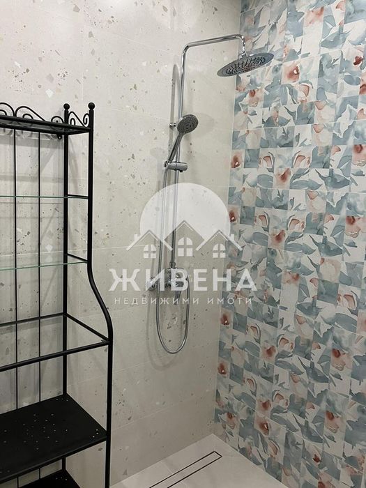 2-стаен апартамент под наем, Операта