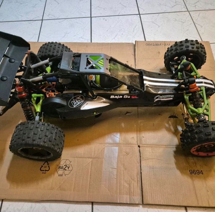 Automodel HPI Baja 5B 29cc Zenoah