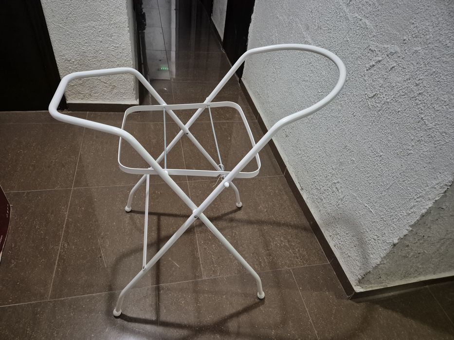 Сгъваема стойка и вана