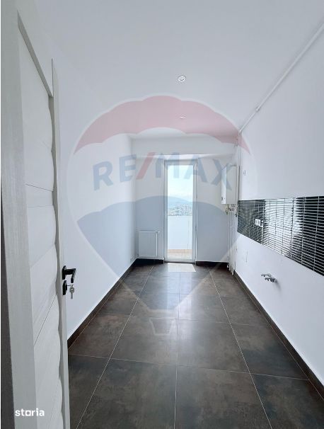 Apartament 2 camere -Predare la cheie-Parcare inclusă