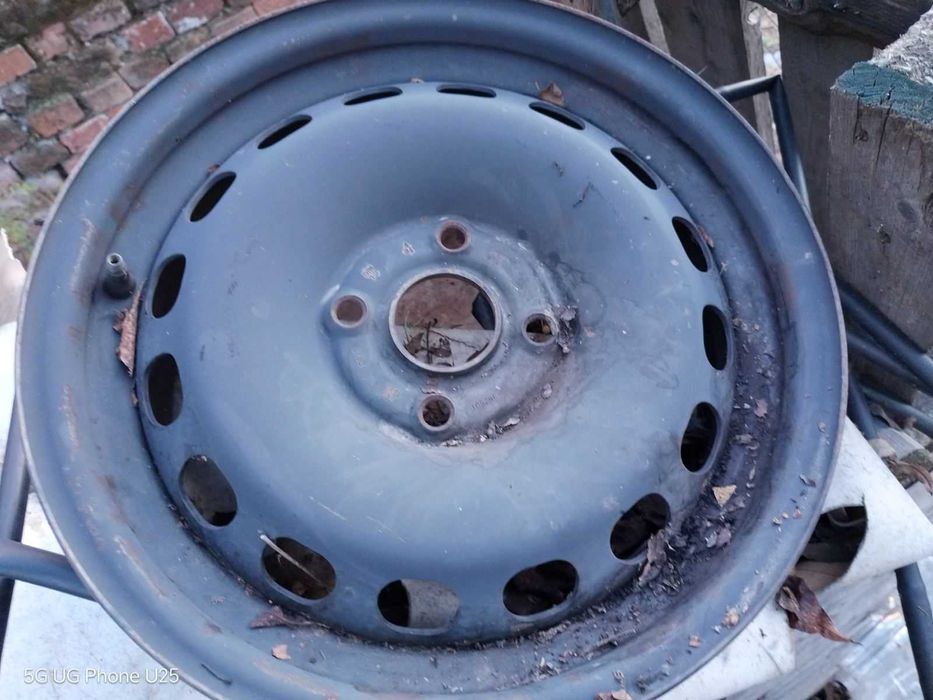 195/65/15 желязни 15 цола джанти за ауди 4 броя общо 40 лева от място