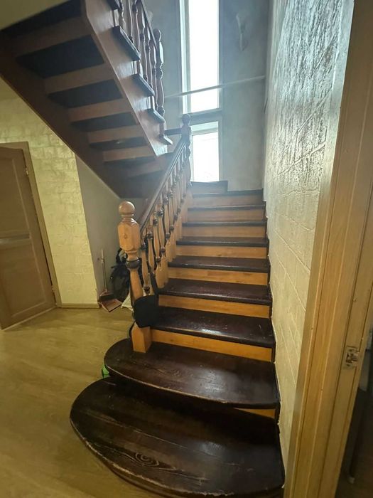 Продам дом (два таунхауса)