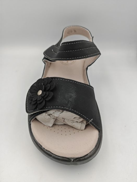 Sandale comode pentru femei