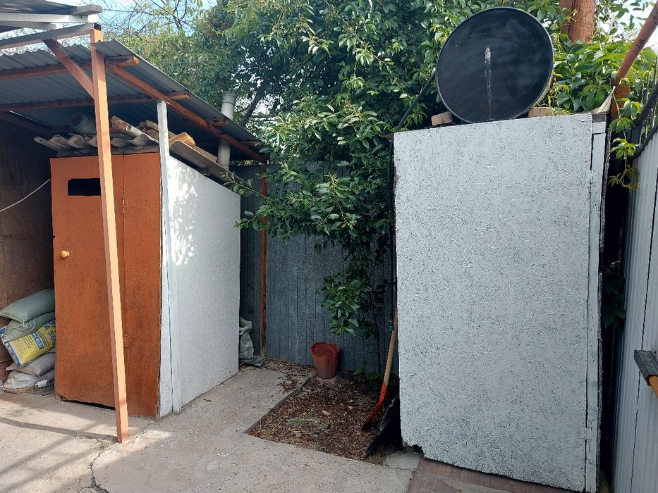 Сдам в аренду комнату во времянке