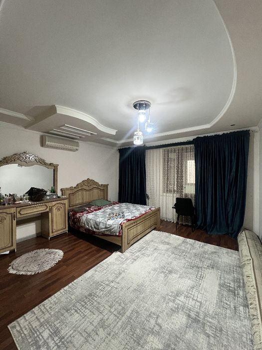 Сдам свой 4 комн банковской квартира