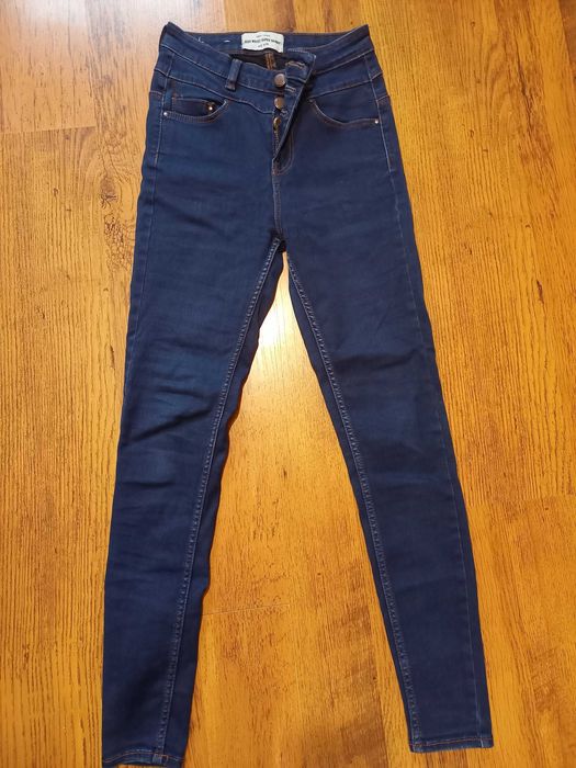 Панталони по 15лв