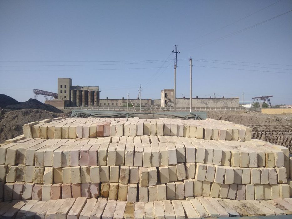 Тахиаташ Кирпич 900 som