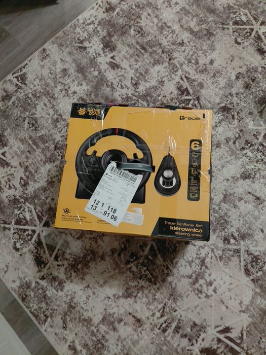 Волан с скоростен лост и педали + акаунт в Steam с закупена Euro Truck