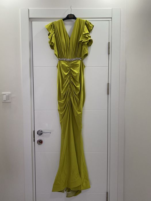 Дълга официална рокля