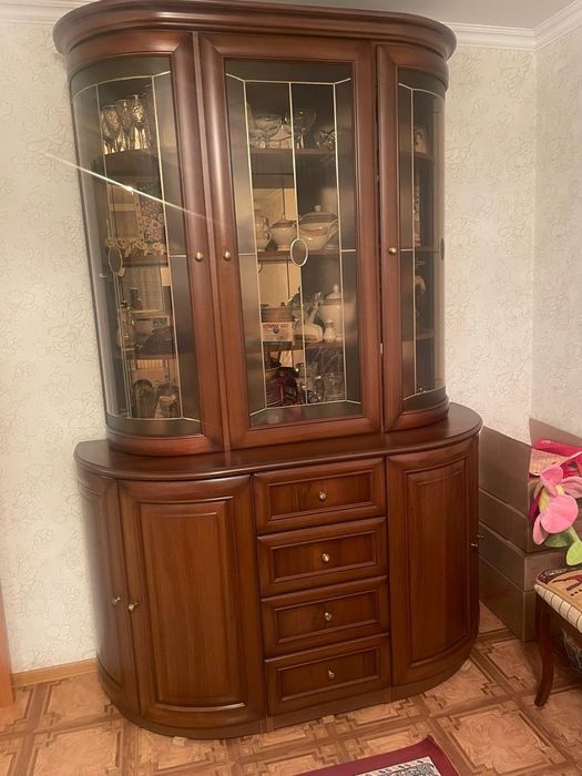 Сервант горька стенки