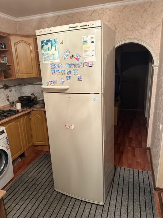 Холодильник BOSCH