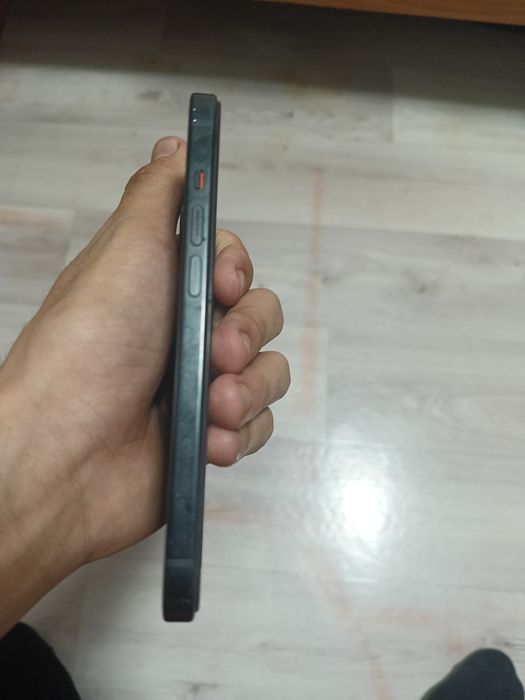 айфон 15 с гарантией