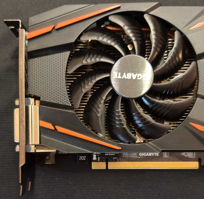 ТОП състояние Видео карта GPU GIGABYTE RX 580 GAMING 8GB GDDR5