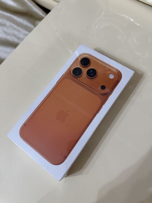 Продается Iphone 17 pro, 256 gb