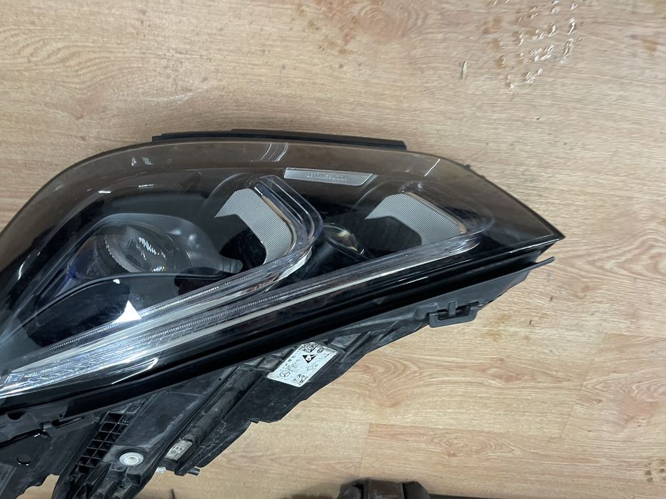 Фар за Мерцедес Гле Mercedes GLE w167
