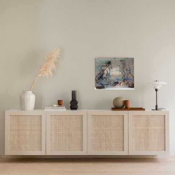 Картина рисувана върху стъкло "любов и грижа " Красив подарък .