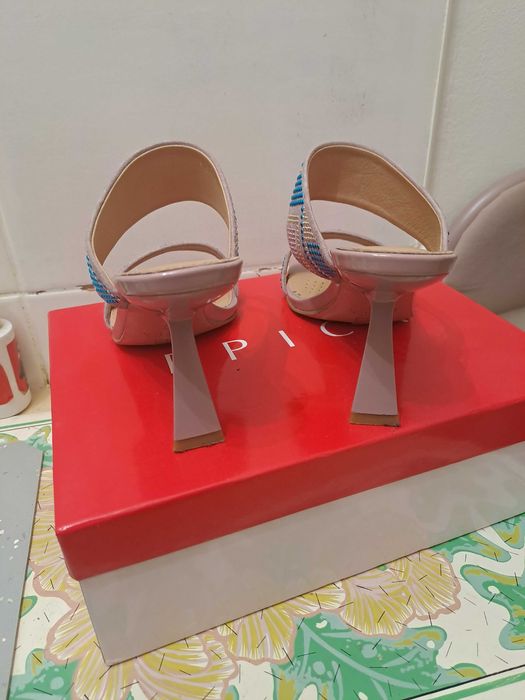 Vand saboti dama Epica