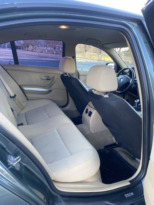 Vând bmw e90 318d