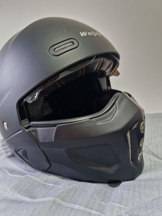 Мотошлем в хорошем состоянии