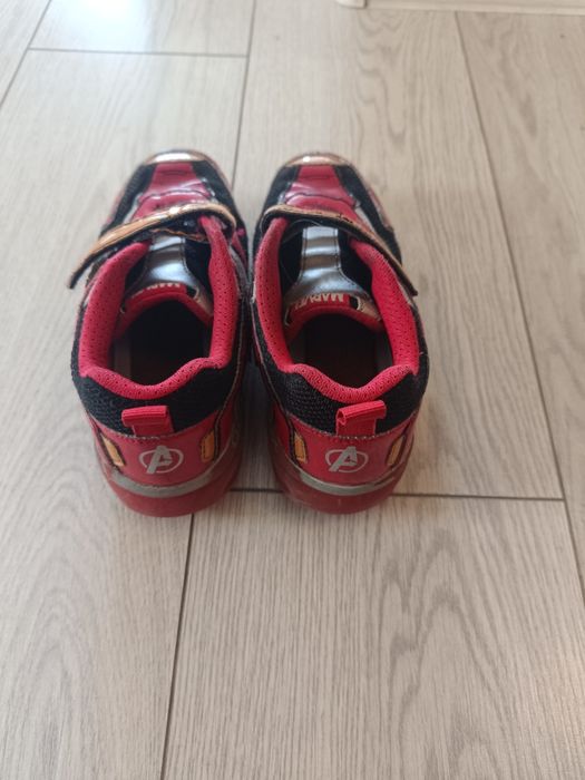 Светещи маратонки Skechers,Geox ,Guess