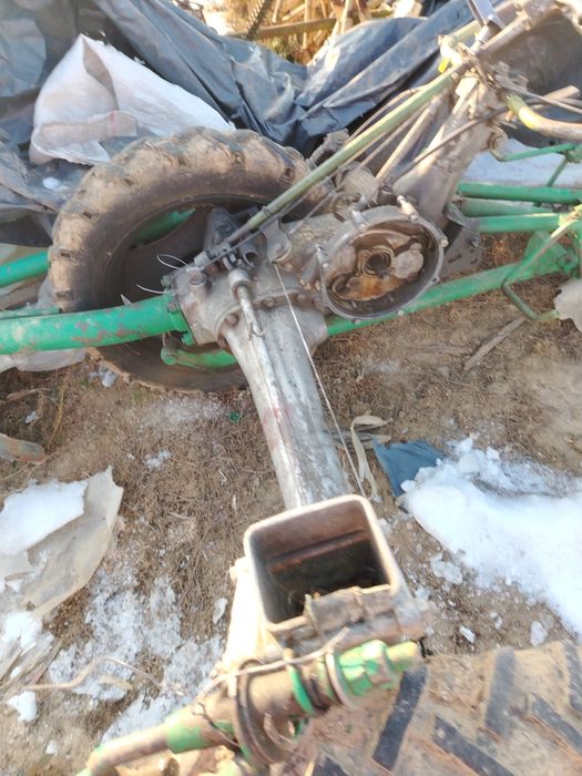 Vand cositoare pe 3 roti