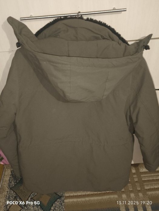 Продам зимнюю куртку