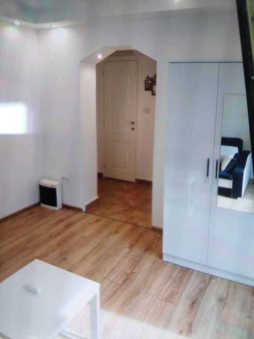 Inchiriez apartament 1 camera