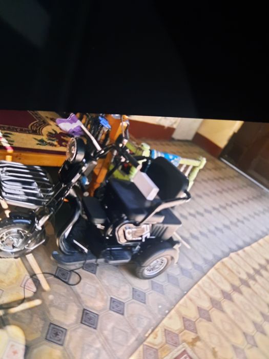 Skuter sotiladi 3 kshlik