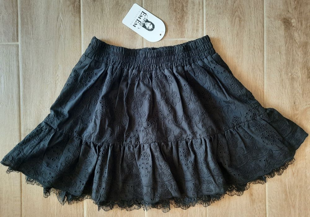 Къса пола с дантела на Ем Ем collection, Em Em collection