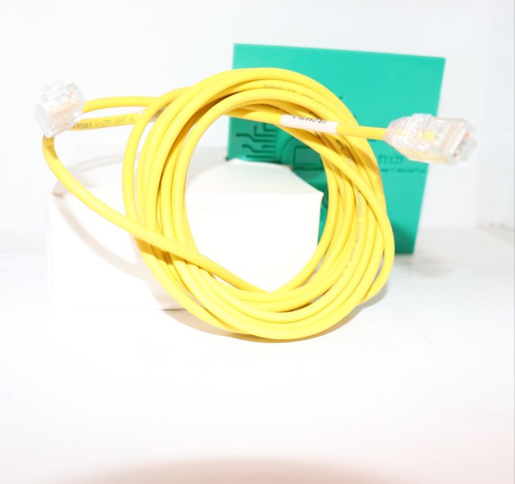 Cablu Patch Cord Cat 6 RJ45-RJ45 CM/LSZH 28AWG Panduit UTP28SP3MYL 3 M