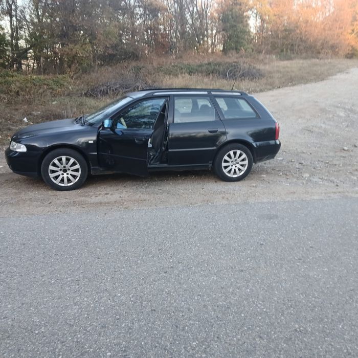 AUDI A4 Avant 2001 — imagine 4