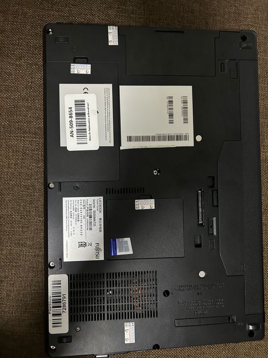 Ноутбук fujitsu lifebook e546