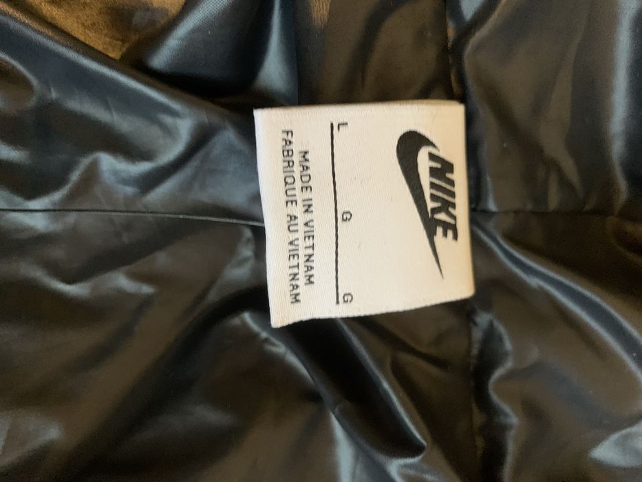 Geaca femei Nike originala din blana artificiala marimea L