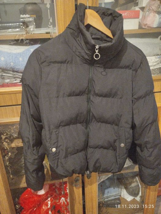 Продам женские куртки срочно