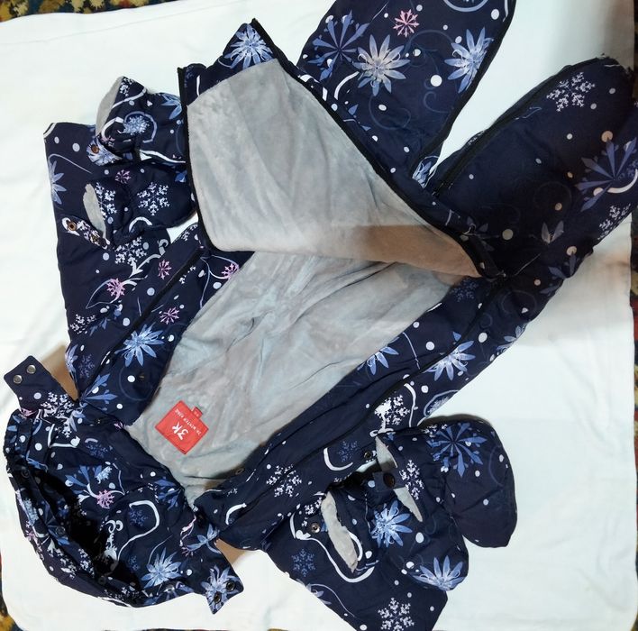 Продам комбинезон зимний