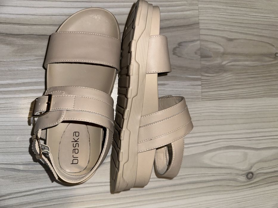 Сандали от бренда Braska летние