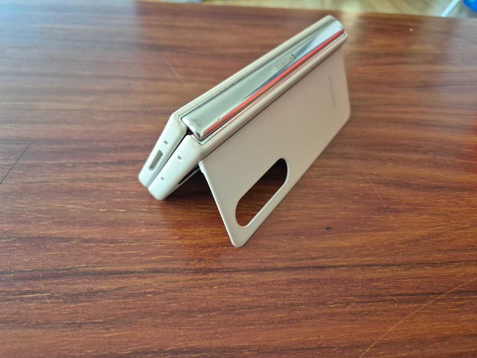 Telefon Samsung Z Fold 4 defect