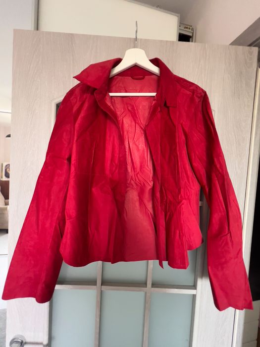 Costum piele sacou si fusta, culoare rosu, marime L