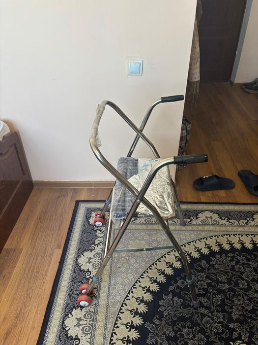 Срочно продам ходунок