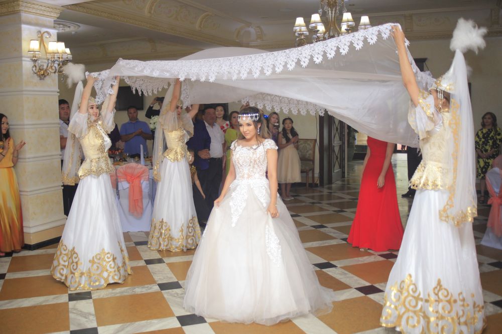 Продам свадебное платье