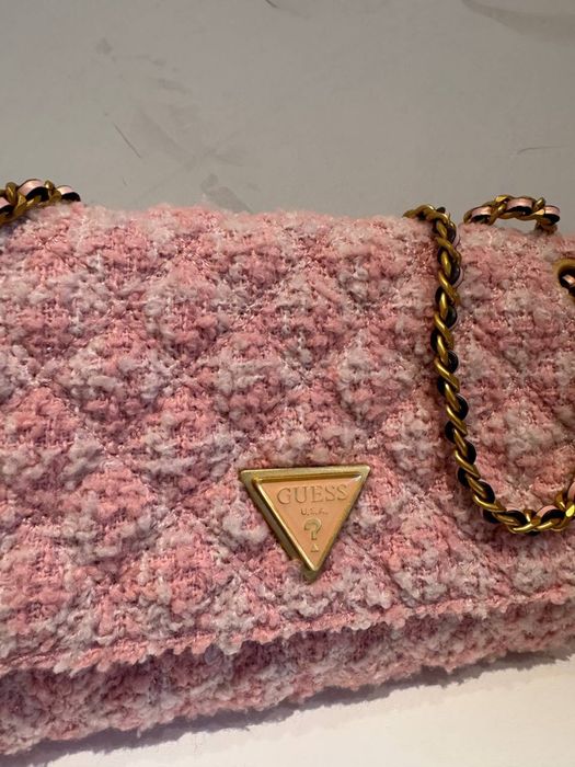 Твидовая сумка Guess