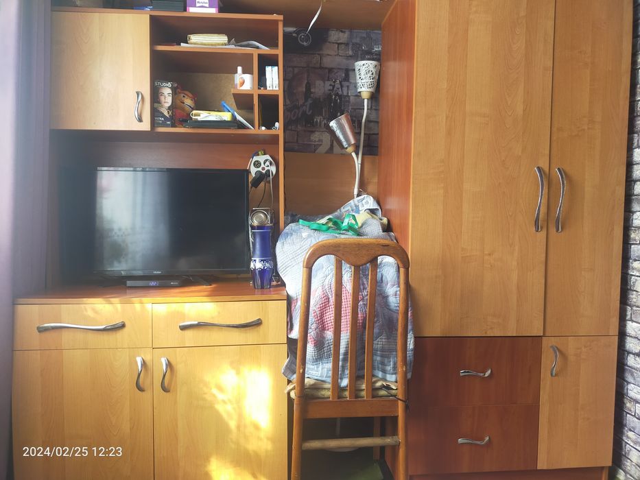 Продам в детскую шкафы недорого