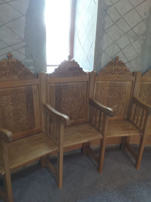 Strani si scaune bisericesti