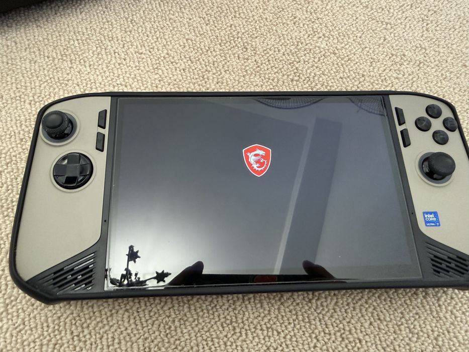 MSI Claw 8 AI+.