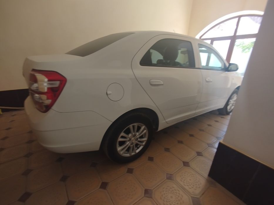 Chevrolet Cobalt 2025 — 5